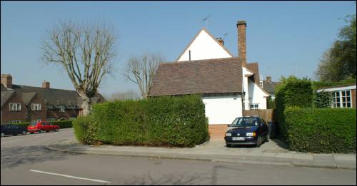 114 Hampstead Way corner